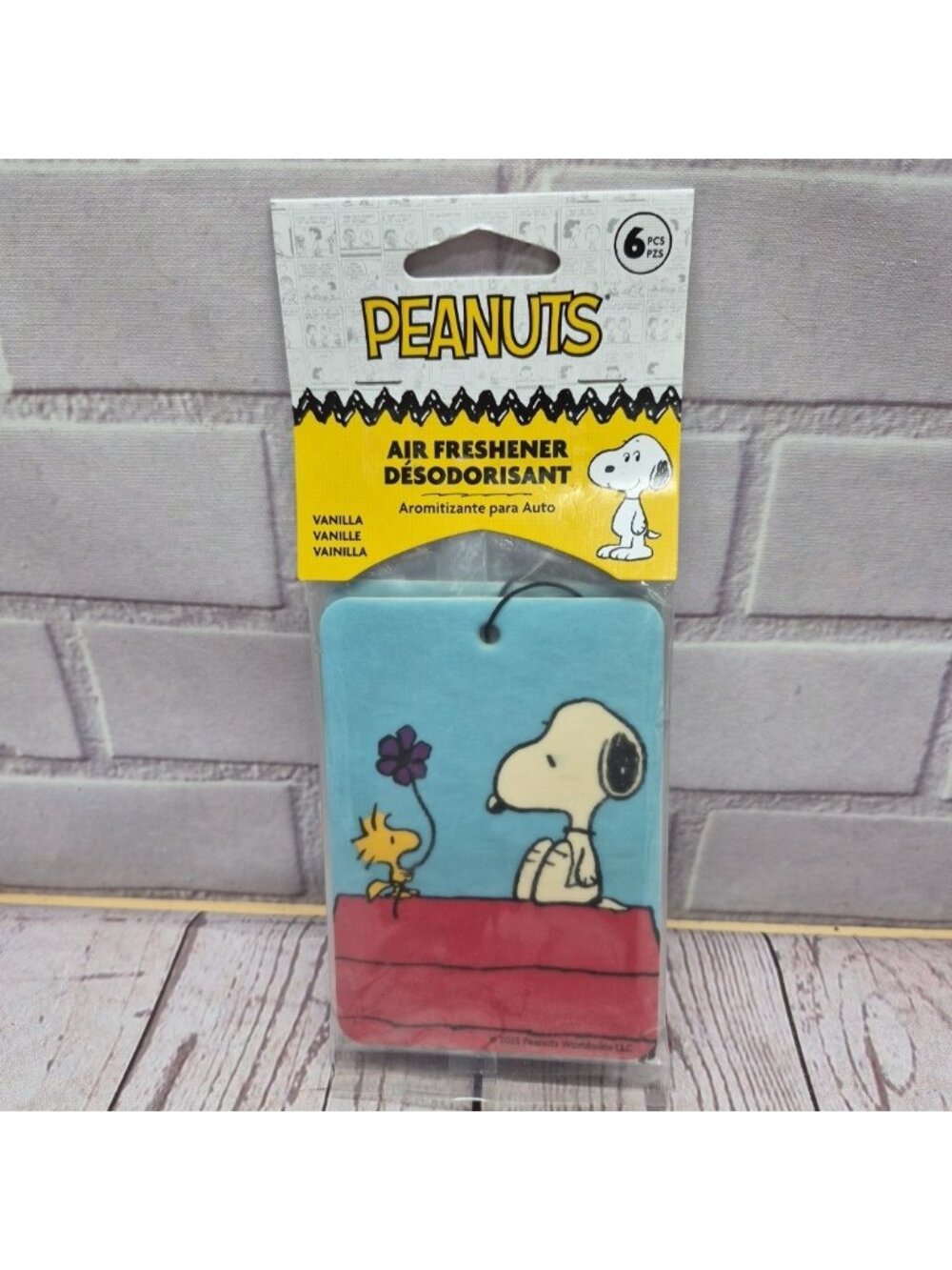 Peanuts Snoopy Doghouse Paper Air Freshener, Vanilla scent, 6 Pack